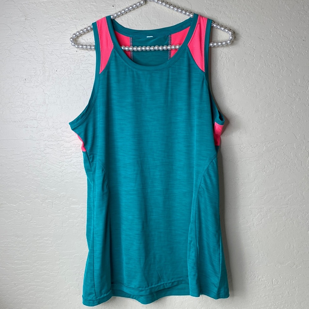 ZUZUZEN ATHLETIC TANK W ZIP POCKET